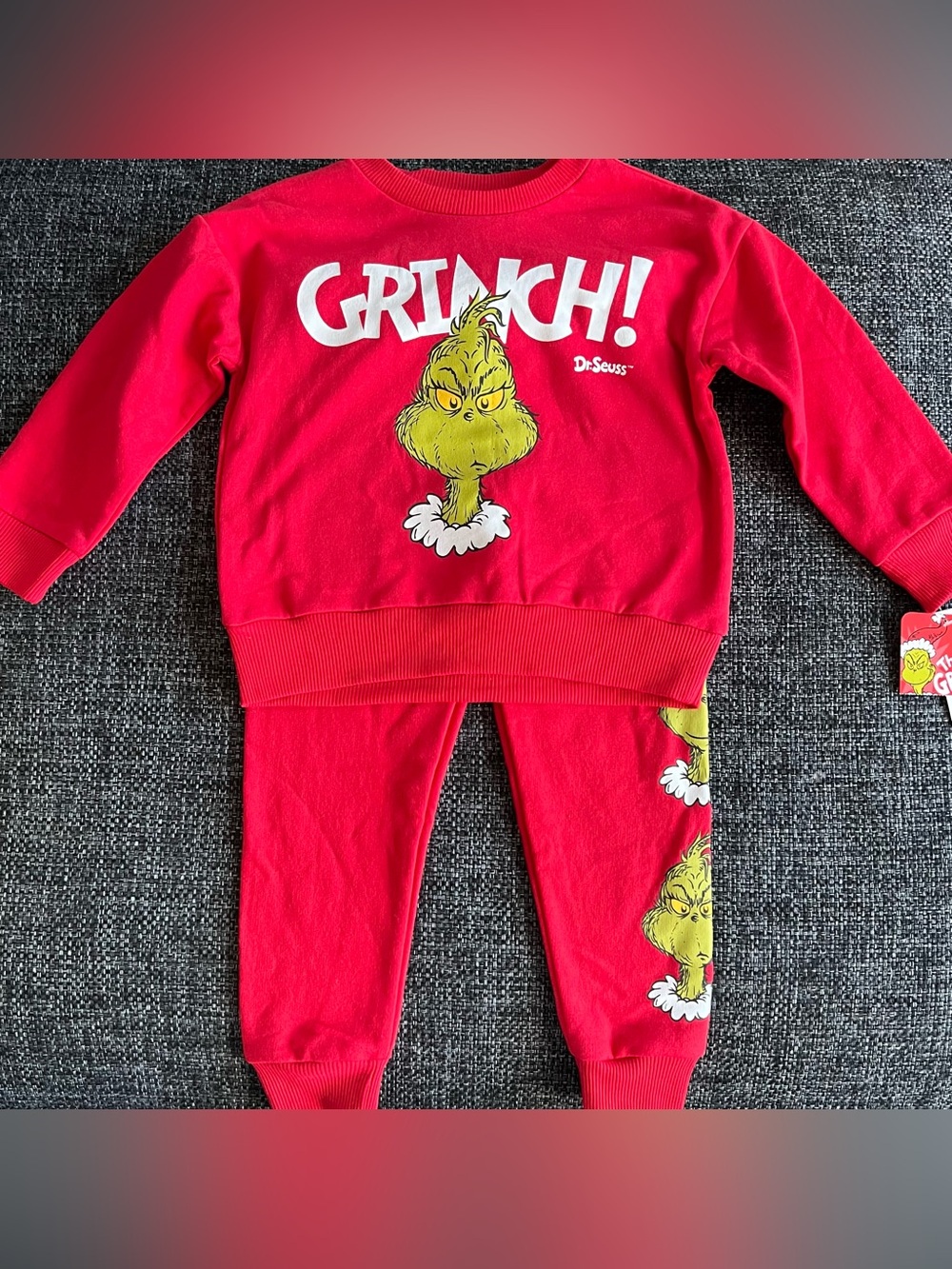 NWT The Grinch Outfit Size 3T